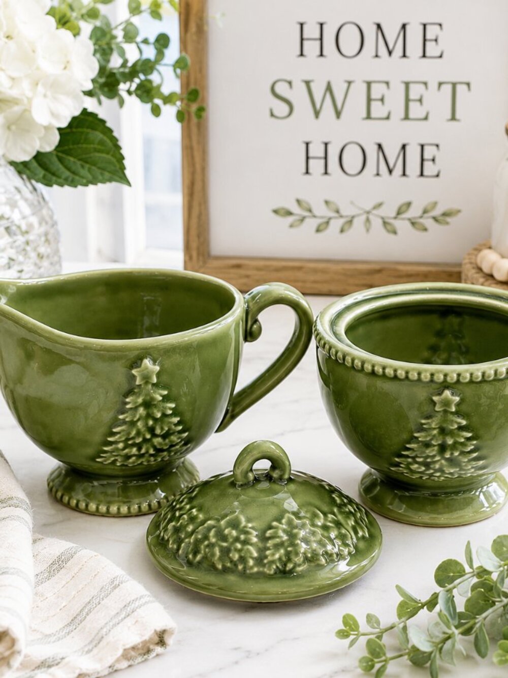 Cracker Barrel Holiday Christmas Tree Stoneware Creamer Sugar Bowl Farmhouse